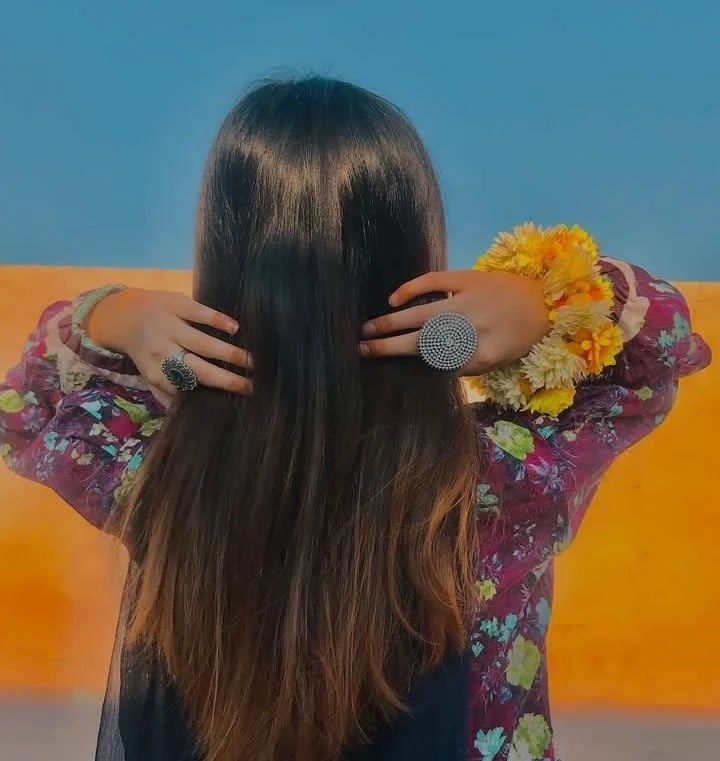 Cute Girl Instagram DP